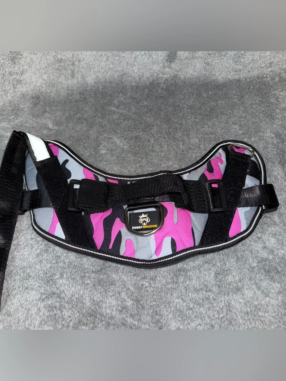 Doggy Kingdom Dog Harness Pink Camo Adjustable Straps. Sizes XS,S, M
